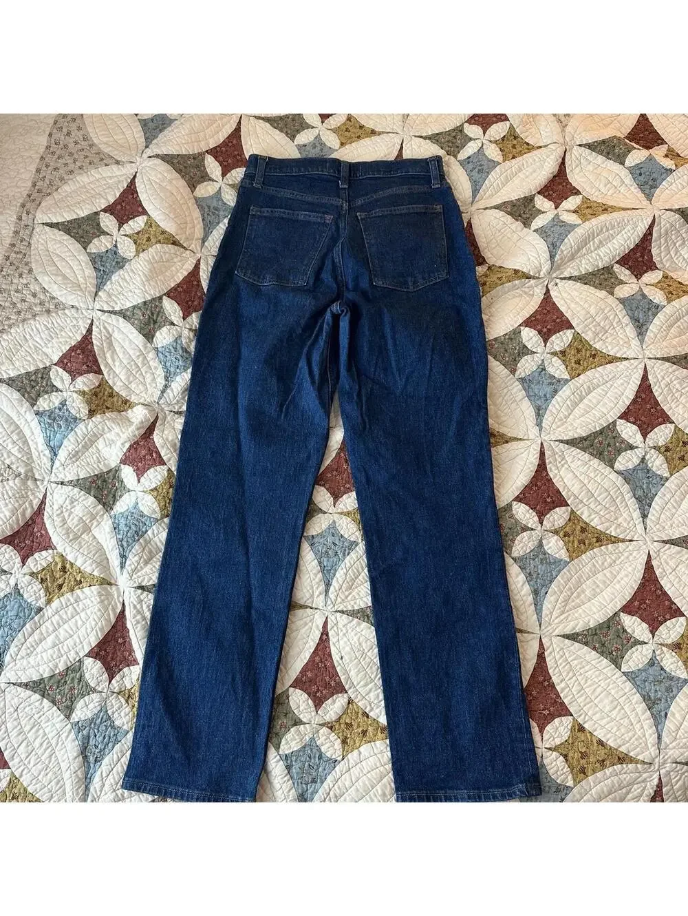Abercrombie & Fitch The 90s Straight Ultra High Rise Dark Wash Jeans